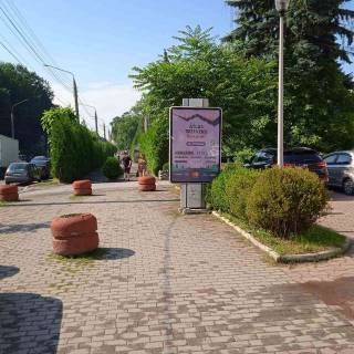 Backlight A in Chernivtsi, 1.2x1.8  Golovna st., 143 Photo 1