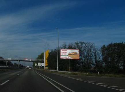Billboard A in Kiev roads, 3x6  Kiiv - Zitomir, 15km+650m vid Kieva (u napramku  Zitomira (pov. na pos.Lisnij)) Photo 1