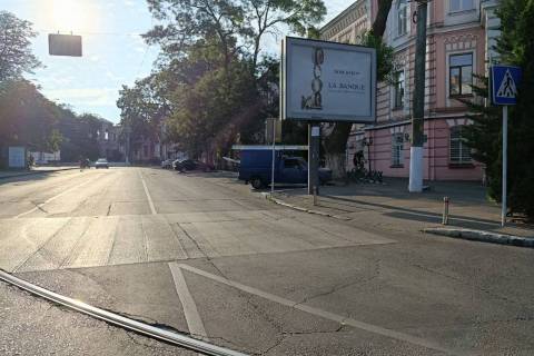 Scrolller, Scroll A in Odessa, 2.3x3.14  Uspens'ka st. - Leontovica st. (Belins'kogo st.) - 271803 Photo 1