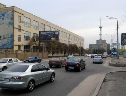 Billboard B in Kharkiv, 3x6  Шевченка вул., 20 - Бєлгородський узвіз Photo 1