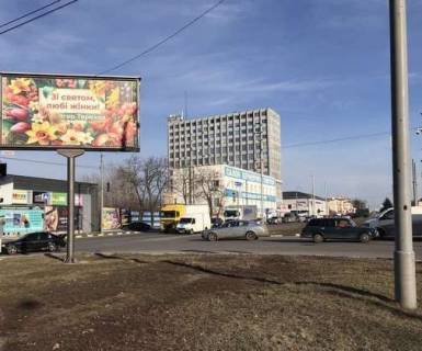 Prismatron, Prism B in Kharkiv, 3x6  Geroiv Harkova prosp. (Moskovs'kij prosp.), 255 - Zukova Marsala prosp. - 480159 Photo 1