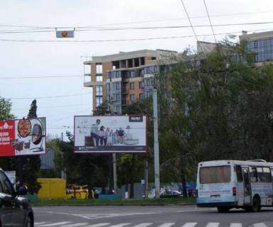 Billboard A in Lutsk, 3x6  Prezidenta Grusevs'kogo prosp. - Vasilia Mojsea prosp. (prava) Photo 1