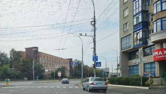 Video Billboard A in Kyiv, 1.2x1.8  Almazova Generala st. (Kutuzova st.), 43 - Citadel'na st. (u napramku kinoteatru Zoranij) - 472296 Photo 1