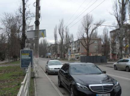 Citylight B in Kherson, 1.2x1.8  Usakova prosp., 64 Photo 1