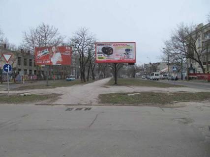 Prismatron, Prism A in Mykolaiv, 3x6  Central'nij prosp. (Lenina prosp.) - Inzenerna st., (prizma) No1 - 271351 Photo 1