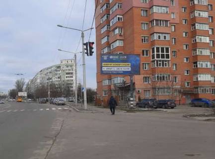 Billboard A in Sumi, 3x6  Svobodi prosp. (Prokof`eva st.), 39/1 Photo 1