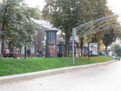 Backlight B in Kyiv, 1.2x3.6  Хрещатик вул., 17 Photo 1