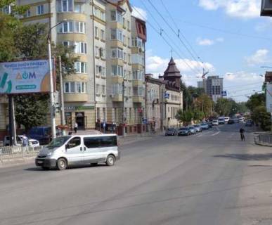 Billboard B in Ivano-Frankivsk, 3x6  Nezaleznosti st. - Truskavec'ka st. Photo 1
