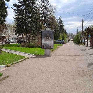 Backlight B in Chernivtsi, 1.2x1.8  Golovna st., 139 - Boarka Oleksia st. Photo 1