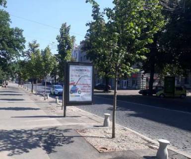 Citylight B in Kharkiv, 1.2x1.8  Sums'ka st., 35 (No2) Photo 1