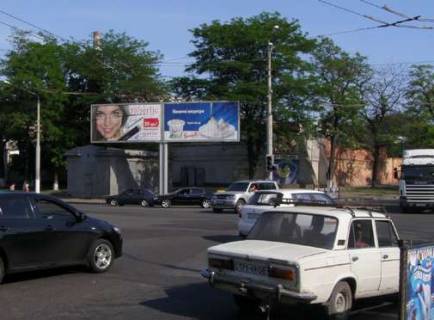 Prismatron, Prism B in Odessa, 3x6  Mel'nic'ka st. - Vasila Stusa st. (prava) - 44413 Photo 1