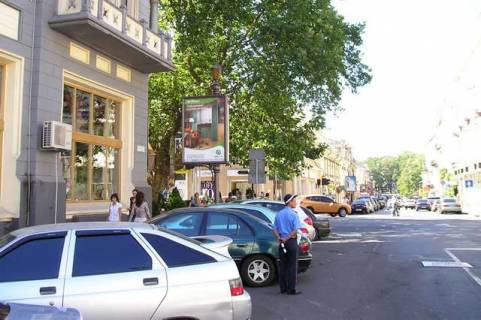 Citylight B in Odessa Lanzerons'ka st. (Lanzeronivs'ka st.), 15 - Ekaterinins'ka st. Photo 1