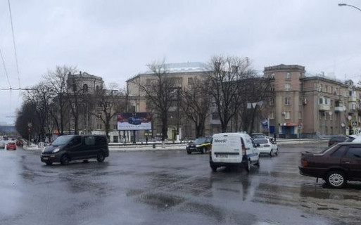 Billboard A in Kharkiv, Нестандарт  Китаєнка вул., 5 а - Ново-Баварський просп. (Ілліча просп.) Photo 1