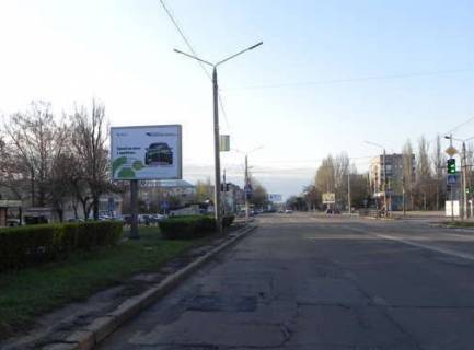 Backlight B in Mykolaiv, 2.3x3.14  Bogoavlens'kij prosp. (Zovtnevij prosp.), 41 Photo 1