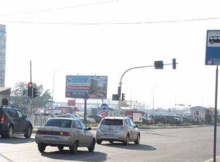 Billboard A in Kyiv, 3x6  Petra Grigorenka prosp., 39 (u napramku  supermarketa "METRO") Photo 1