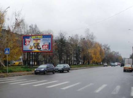 Billboard B in Zhytomyr, 3x6  Svatoslava Rihtera st. (1 Travna st.) - L'va Tolstogo st. Photo 1