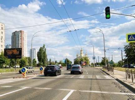 Billboard B in Kyiv, 3x6  Marsala Malinovs'kogo st., 11 Photo 1