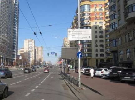 Video Billboard A in Kyiv, 2.3x3.14  Чорновола В`ячеслава вул., 27 - Золотоустівська вул. (розширення 480х336) - 560033 Photo 1