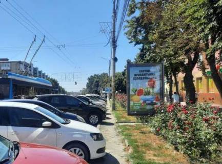 Citylight A in Vinnytsia, 1.2x1.8  Kocubins'kogo prosp., 4 - Batoz'ka st. (Kirova st.) Photo 1