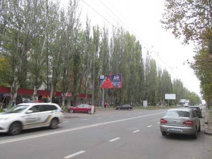 Billboard B in Vasylivka Miru prosp., 21 - Peremogi pl. Photo 1