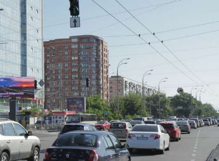 Video Billboard A in Kyiv, 4x8  Голосіївський просп. - Васильківська вул., (розширення 768х384) - 651580 Photo 1