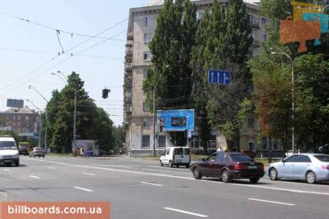 Prismatron, Prism A in Kyiv, 3x6  Bogatirs'ka st., rozpodil'nik - Obolons'kij prosp., rozpodil'nik (v naav. Banderi prosp.) - 60462 Photo 1