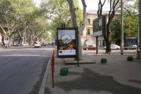 Citylight B in Odessa, 1.2x1.8  Risel'evs'ka st., 35 - Uspens'ka st., 69 Photo 1