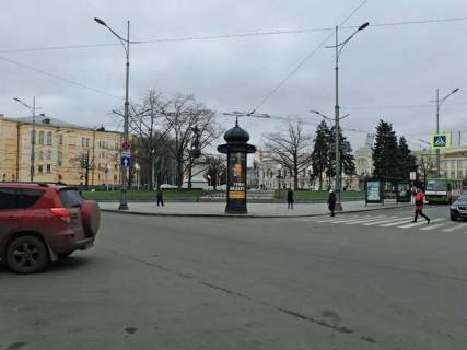 Citylight A in Kharkiv, 1.2x3.6  Konstitucii pl. - Universitets'ka st., (kolona) (storona V) Photo 1