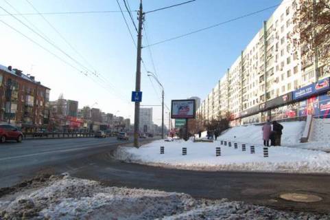 Scrolller, Scroll A in Kyiv, 2.3x3.14  Берестейський просп., , 20 - 109598 Photo 1