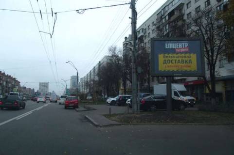 Scrolller, Scroll A in Kyiv, 2.3x3.14  Берестейський просп., ,18 - 167175 Photo 1