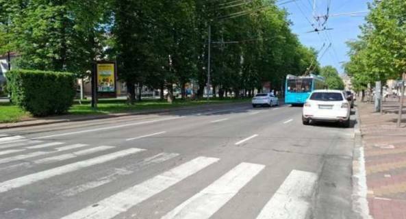 Scrolller, Scroll A in Vinnytsia, 1.2x1.8  Пирогова вул., 17 - 615921 Photo 1