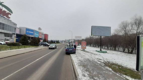 Billboard A in Khmelnitsky, 3 х 6  st. Kamanec'ka (navproti bokovogo vhodu TRC "Oazis") Photo 1