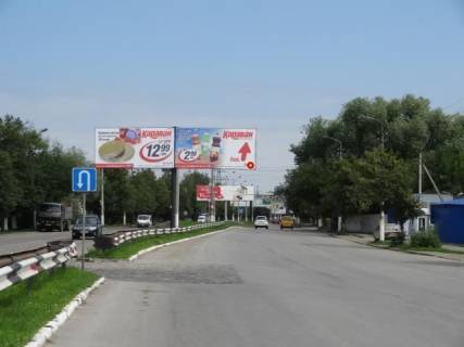 Billboard B in Chernivtsi st. Kalinivs'ka (Starozuckivs'kij slah), vid rinku pravij Photo 1