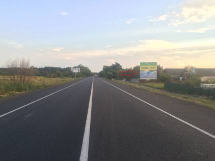 Billboard A in Olіivka s.Oliivka v Zitomir, 2,1 km do Zitomira, pered rozvazkou. (Korosten'-Zitomir. Oliivs'ka OTG) NIZ Photo 1
