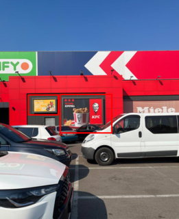 Non-Standard A in Kyiv, 4300х3500 мм (але потрібно брати ще з запасом +30 см для люверсів)  prospekt Stepana Banderi, 23 Photo 1