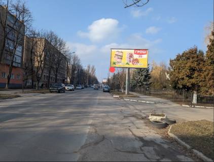 Billboard A in Vinnytsia, 3х6  st.600-ricca  (, Don.Universitet, napramok do gipermarketu "Gros") Photo 1