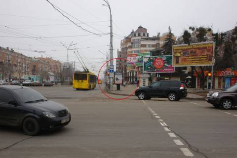 Citylight A in Poltava, 1,2х1,8  st. Sobornosti / majdan Nezaleznosti (pisohidnij perehid) Photo 1