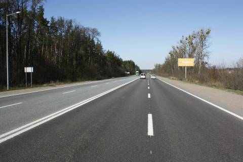 Billboard A in Zhytomyr, 3x6  trasa Zitomir-  Mogiliv- Podil's'kij: M-21 9 km 900m (livo) Photo 1