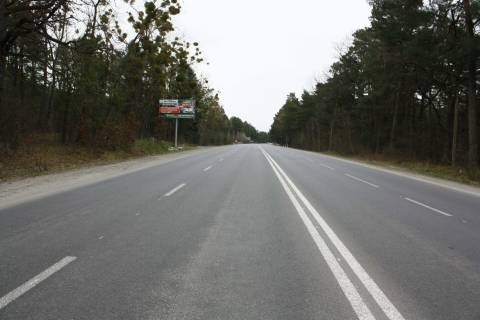 Billboard B in Zhytomyr, 3x6  trasa Zitomir-Cernivci N-03 5+350 (pravo) Photo 1