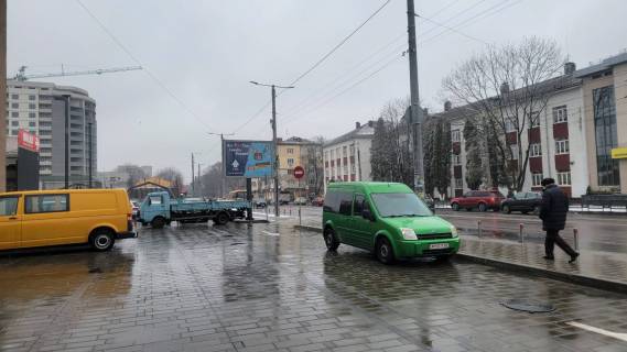 Billboard B in Zhytomyr, 3.14х2.32  st. Grusevs'kogo, 7 (Budivel'nij market "Oldi", "Sil'po", TRC) Photo 1