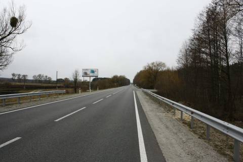 Billboard B in Zhytomyr, 3x6  trasa Zitomir-Cernivci N-03 13+800(livo) Photo 1