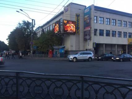 Video Billboard B in Rivne вул. Соборна, 56 - 558526 Photo 1