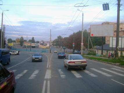 Billboard A in Khmelnitsky, 3*6  L'vivs'ke sose (budinok No8). nepodalik: rinki (bil'se 60Ga torgovih plos) (v centr, na rinki) Photo 1