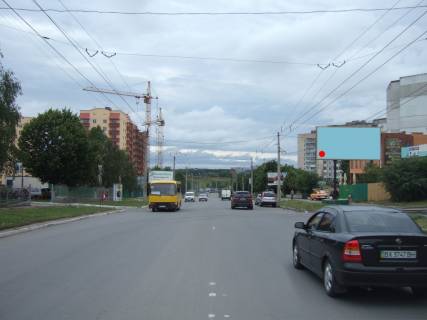 Billboard A in Khmelnitsky, 3*6  st.P.Mirnogo (SOC "Buldozer"). nepodalik: SOC "Bul'dozer", TRK "Agora", bagatopoverhova zabudova- massova (v centr) Photo 1