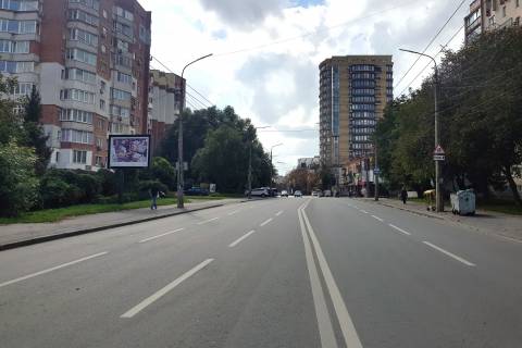 Billboard B in Khmelnitsky, 2,32*3,14  perehresta st.Svobodi - st.Vajsera Photo 1