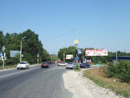 Billboard A in Khmelnitsky, 3*6  perehresta st.Z.Okruzna - st.Geologov. nepodalik: osnovnij zaizd na rinki, STO, mijka, sinomontaz, AZS, Gazova AZS, elitna zabudova (vid centru, na rinki) [live vuho] Photo 1