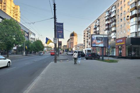 Billboard A in Khmelnitsky, 2,32*3,14  perehresta st.Kam'anec'ka - st.Vajsera, nepodalik: TC "Libid' Plaza", TC "Kvartal", TC "Ditacij svit" Photo 1