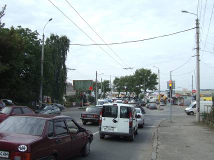 Billboard B in Khmelnitsky, 3*6  L'vivs'ke sose (povorot na pozarku). nepodalik: rinki (bil'se 60Ga torgovih plos) (vid centru, na rinki) Photo 1