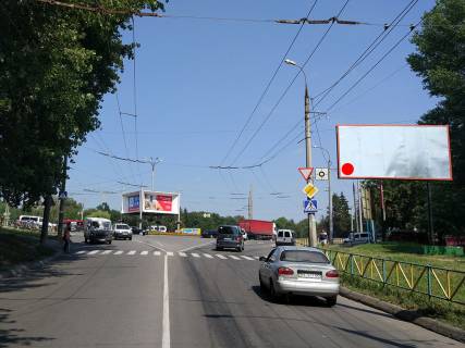 Billboard A in Khmelnitsky, 3*6  kil'ce av.Miru - Starokostantinivs'ke sose. nepodalik: supermarket "Sil'po", magazini avtozapcastin, avtorinok, avtosaloni "BMV", "Mersedes", "Opel'", "Reno", "Hundaj", "Skoda" ta insi, oficijnij servis "BOS" (vid centru) Photo 1