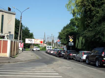 Billboard A in Khmelnitsky, 3*6  T-podibne perehresta st.Skobli - st.I.Franka. nepodalik: Z/D pereizd, park, centr mista (centr) [prave vuho] Photo 1